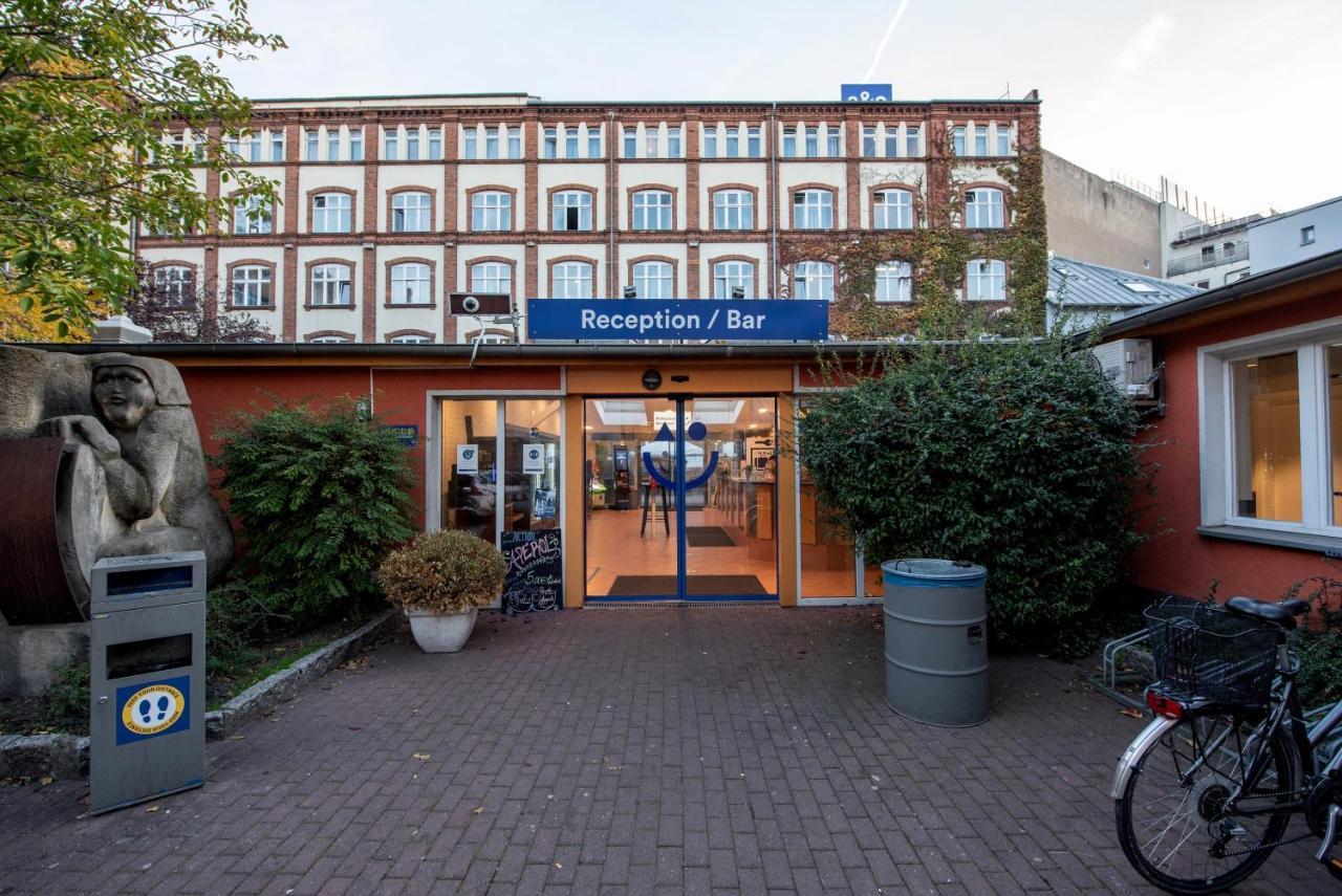 เอแอนด์โอ เบอร์ลิน ฟรีดริชเชน Hostel ภายนอก รูปภาพ