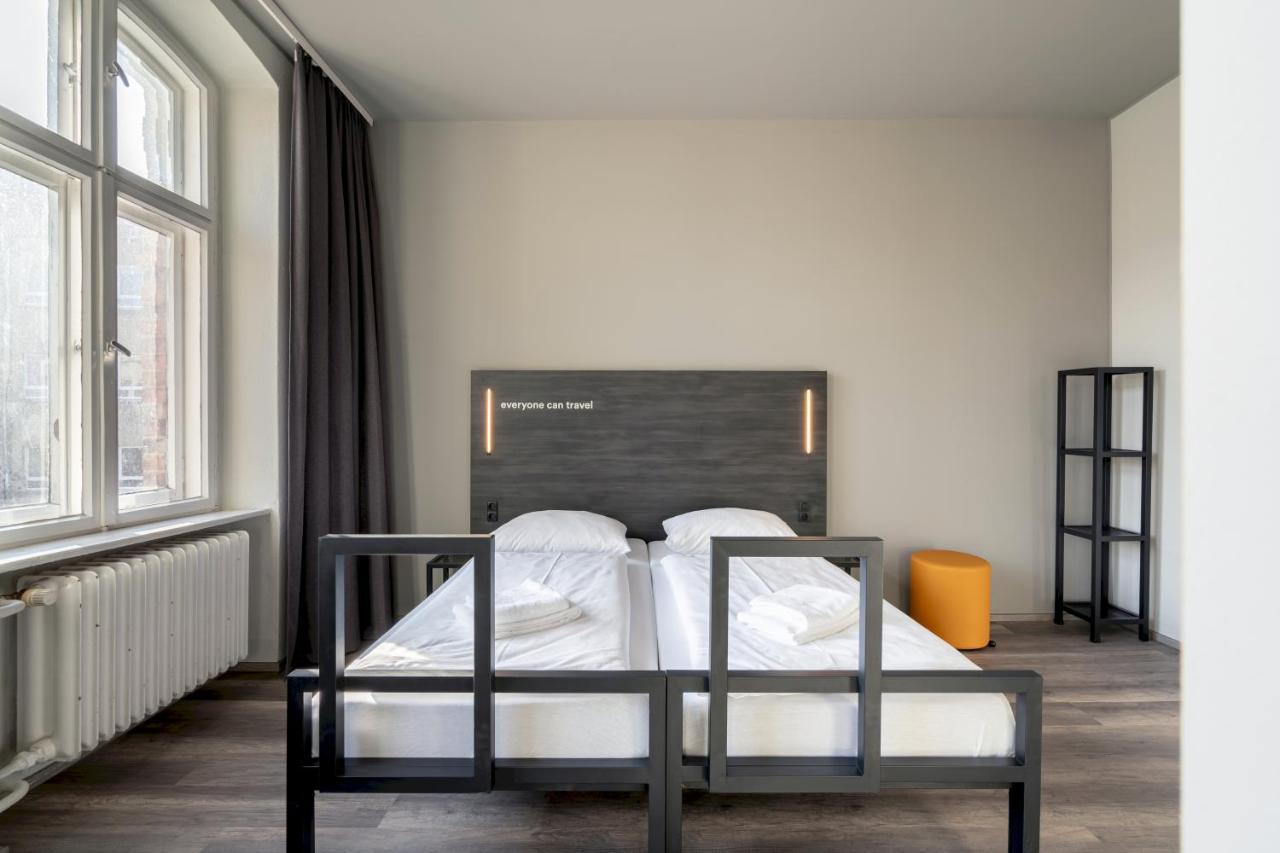เอแอนด์โอ เบอร์ลิน ฟรีดริชเชน Hostel ภายนอก รูปภาพ