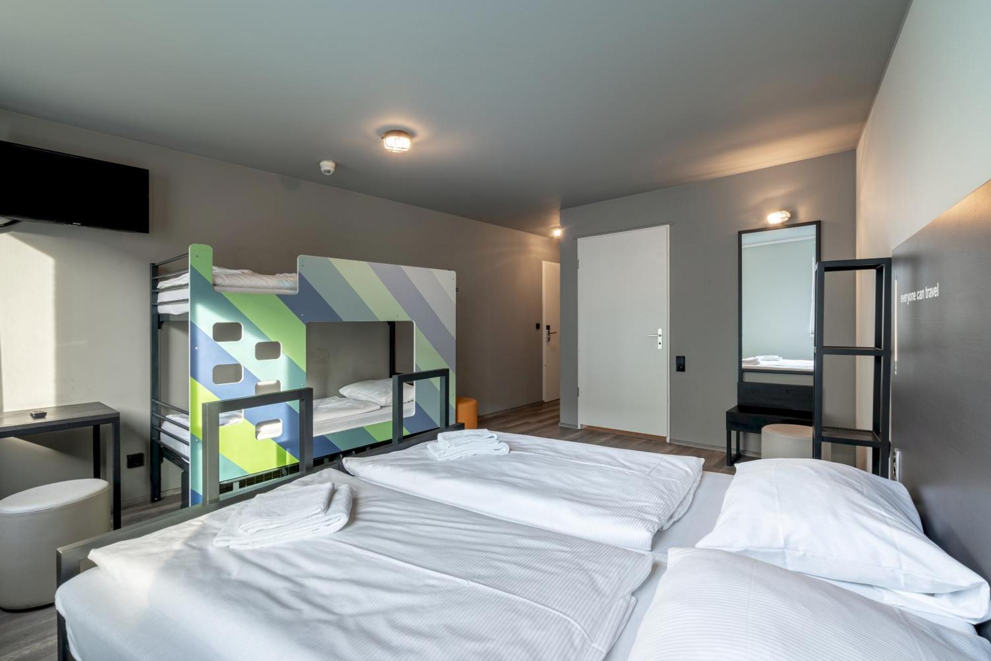 เอแอนด์โอ เบอร์ลิน ฟรีดริชเชน Hostel ห้อง รูปภาพ